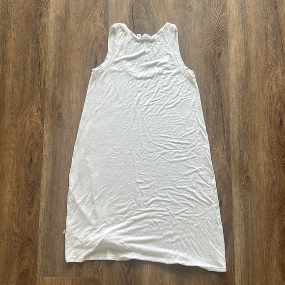 La Vie En Rose Beach Coverup Dress with tie detail - Picture 6 of 7